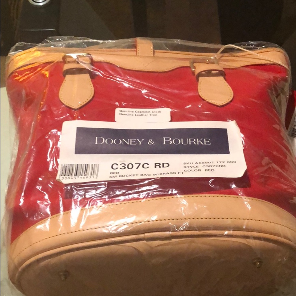 Dooney & Bourke Bag